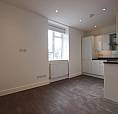 Modern 1 Bed Opposite Turnpike Lane Station.