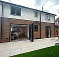 3 Bedroom Flat In Warham Road, South Croydon, Cr2 (3 Bed) (#945244)