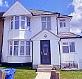 4 Bedroom Flat In Ha2 8Jq