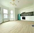 1 Bedroom Flat In Devonshire Road, London, Se9 (1 Bed) (#1154516)