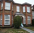 Lovely One Bedroom Maisonette Close To Goodmayes Station And King George Hospital