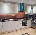 Lovely 1 One Bed Room Flat To Rent. Main Greenford Broadway. Dss Applicants With Guarantor.£1250 Pm 