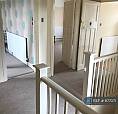 2 Bedroom Flat In London, London, N15 (2 Bed) (#877071)