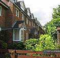 1 Bedroom House In Owen Walk, London, Se20 (1 Bed) (#405849)