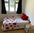 1 Bedroom In Lockwood Square, London, Se16 (#1105809)