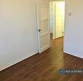 1 Bedroom In Collingwood House, London, E1 (#1177905)