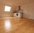 Large 3 Bed Flat In A Mews Development Minutes To Stamford Hill Overground.
