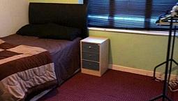 Room For Rent 