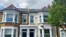 2 Bedroom Flat In 2 Holdernesse Road, London, Sw17