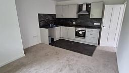 Stunning 2 Bedroom Flat On Princess Parkway, 5 Mins From Manchester Town