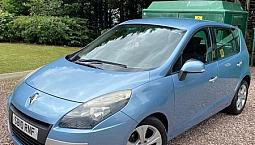 Renault Scenic Automatic 2010