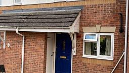 2 Bed Terraced House In Knightwood Park