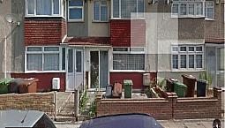 Beautiful 3 Bedroom House Available In Dagenham On New Road (Rm10 7Nd) Ready To Move In