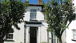 1 Bed Fully Furnished Flat In Hounslow