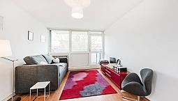 Modern, Bright, Very Spacious, Well Presented, Great Location, Neutral Decor