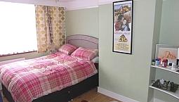 Fantastic 3 Bedroom First Floor Flat Next To Central Line