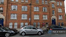 1 Bedroom Flat In Arundel House, London, N1 (1 Bed) (#1139773)