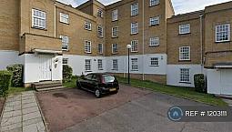 1 Bedroom Flat In Leigh Hunt Drive, London, N14 (1 Bed) (#1203111)