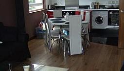 3 Bedroom Flat In The Quarterdeck, London, E14 (3 Bed) (#1176352)