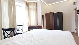 Double Room/Bed Sit Shower Wc  And With Roof Terrace E Castle Tube Inc Bills & Internet 