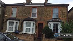 2 Bedroom House In Glenthorne Road, Kingston Upon Thames, Kt1 (2 Bed) (#1173026)