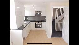 2 Bedroom Flat First Floor In Harrow Wealdstone