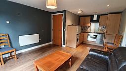 2 Bed Apartment, Near Chorlton Village, Transport, Ease To City Centre, Secur Parking
