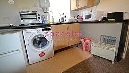 Studio To Rent Castlebar Hill, Ealing Broadway W5 1Ta.