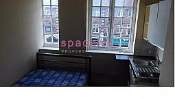 Compact Single Studio To Rent Parade Mansions, Hendon Nw4 3Yd