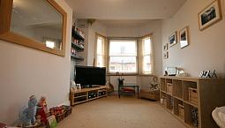 Lovely 2 Double Bed Flat- East Dulwich  Only 1350Pcm