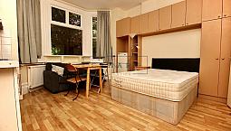 Studio Flat In Walm Lane, London, Nw2(Ref: 1807)