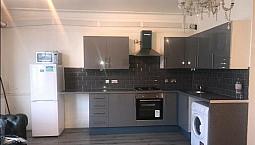 Lovely 1 One Bed Room Flat To Rent. Main Greenford Broadway. Dss Applicants With Guarantor.£1275 Pm 