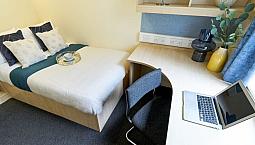 Student Room To Rent In Preston. En-Suite With Private Room, Bathroom And Study Space