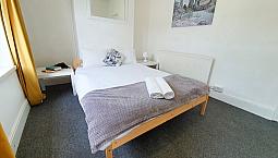 4 Bedroom House 10 Minutes’ Walk From The Centre Of Cardiff