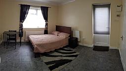 Spacious Studio Flat In Northolt