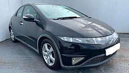Honda Civic, Manual Hatchback, Cruise Control, Panoramic Roof.
