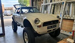 Mgb Gt V8 4X4 Classic Jeep Range Rover