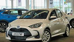 2021 Toyota Yaris Toyota Yaris 1.5 Hybrid Vvt-I Icon 5Dr Cvt Auto Hatchback Petr