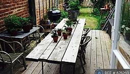 1 Bedroom Flat In Hillfield Avenue Crouch End, London, N8 (1 Bed) (#676260)