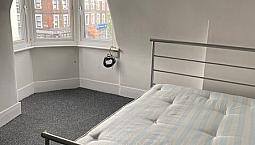 Self Contained Studio Flat 