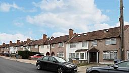4 Bed Terraced House For Sale 