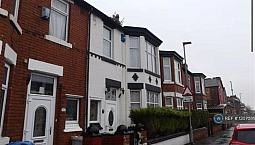 5 Bedroom House In Heald Place, Manchester , M14 (5 Bed) (#1207035)