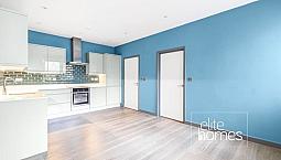 Beautifully Presented Two Bedroom Third Floor Apartment In New Barnet, En5