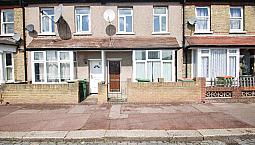 Newly Refurbished House With Double Lounge Offered Unfurnished E13