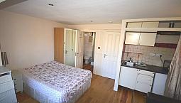 32 Wynan Road *close To Mudchute Station*