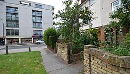 Studio In Manchester Road *Fully Furnished*
