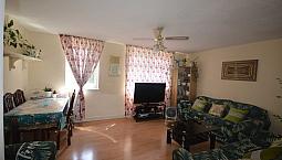 3 Double Bedroom Maisonette Apartment Off Manchester Rd E14  Island Garden Dlr Station.