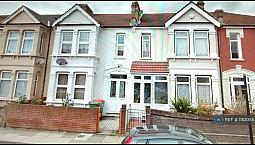 4 Bedroom House In Riverdene Road, Ilford, Ig1 (4 Bed) (#1182058)