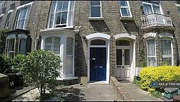 2 Bedroom Flat In Arthur Road, London, N7 (2 Bed) (#1098366)