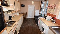 1 Bedroom In Bolton Road, London